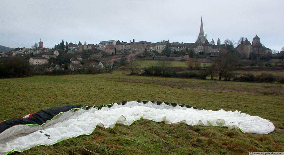 Parapente a  Autun