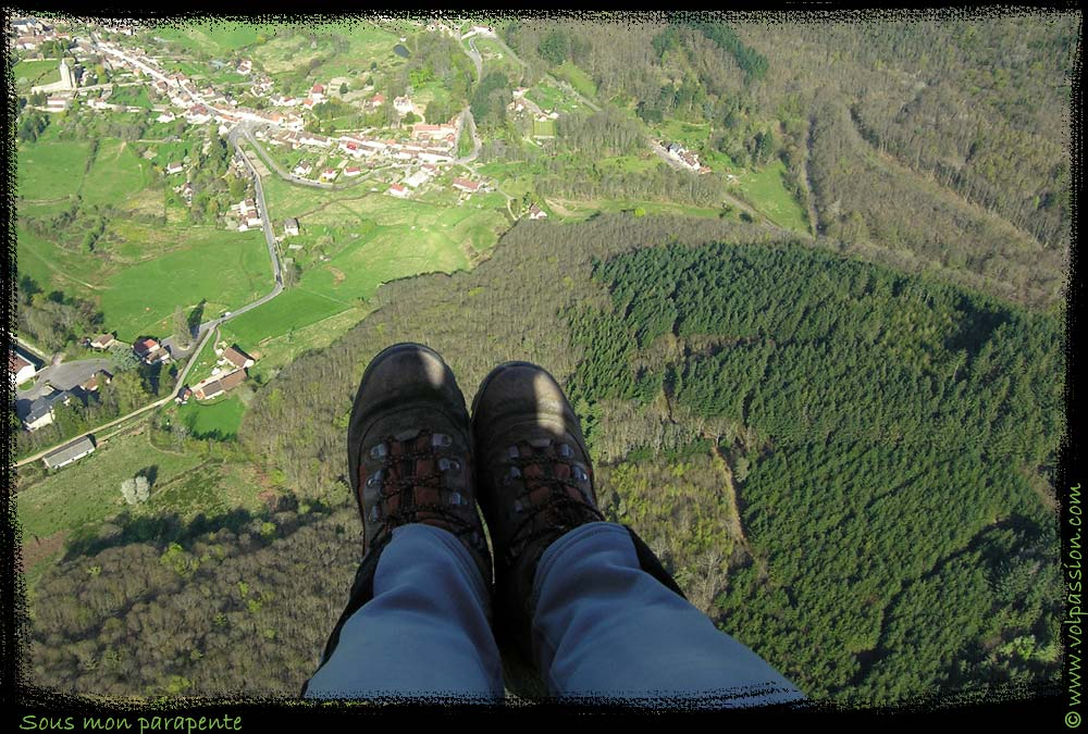 09-sous-mon-parapente