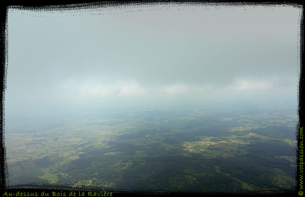 07-sous-le-nuage