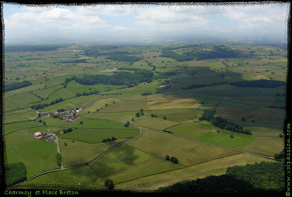 19-charmoy-place-breton